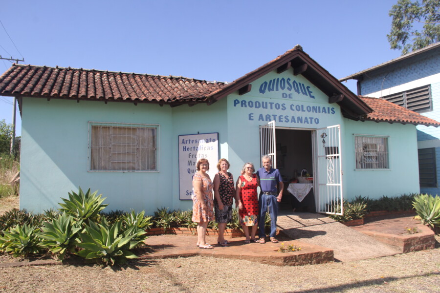 quiosque-de-artesanato-e-produtos-coloniais-reta-grande